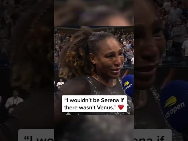 Serena showing love to her sister Venus 