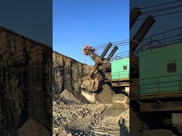 Mining electric shovel excavation operation - good tools and machinery improve work efficiency