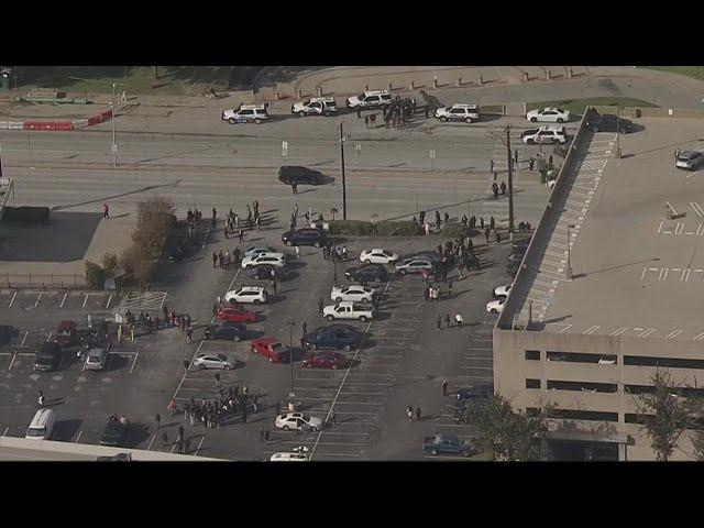 Bomb threat evacuates Dallas County courts building