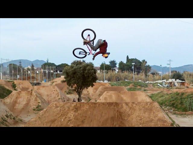 Freestyle Mountain Biking in Spain | Barcelona Days - Part 1 | The Rise MTB videos
