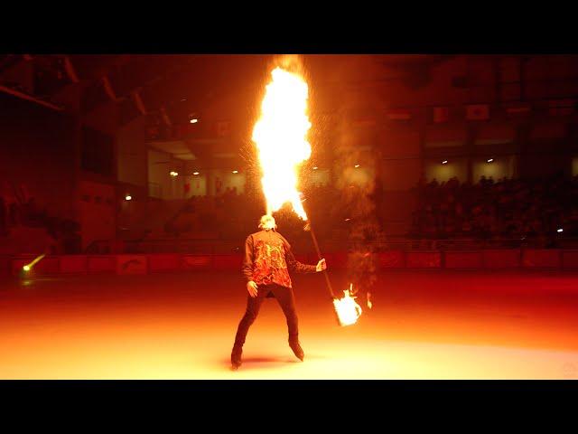 “Thunderstruck” - Fire skater Clément Pinel at Ghiaccio Spettacolo 2024 in Courmayeur