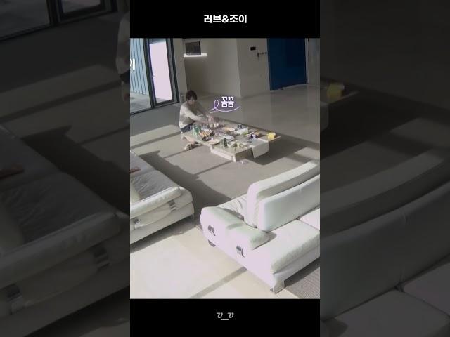 일어나자마자 술자리 치우는 #덱스
