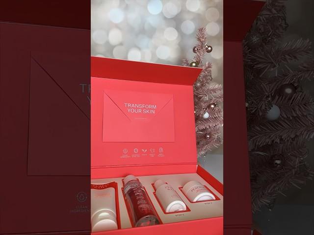 The perfect set for that glass skin look!  #peachandlily #glassskincare #holidaysets