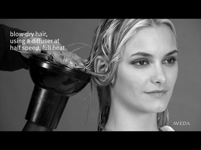 Aveda Boho Style Using Texture Tonic