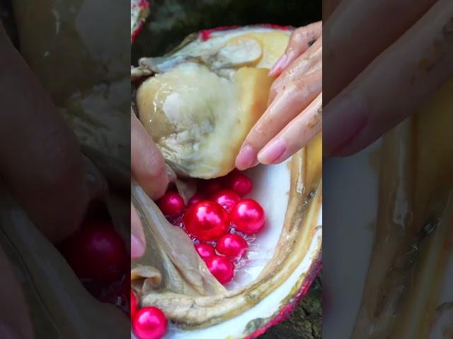 Girl Unveils Giant Pearl from River's Depths #pearlhunter