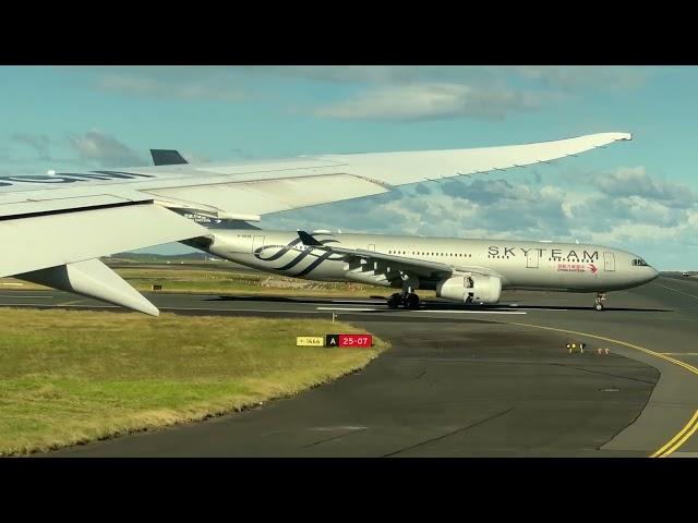 Latam Airlines Sydney to Auckland Episode 2: The Majestic Grand Taxi