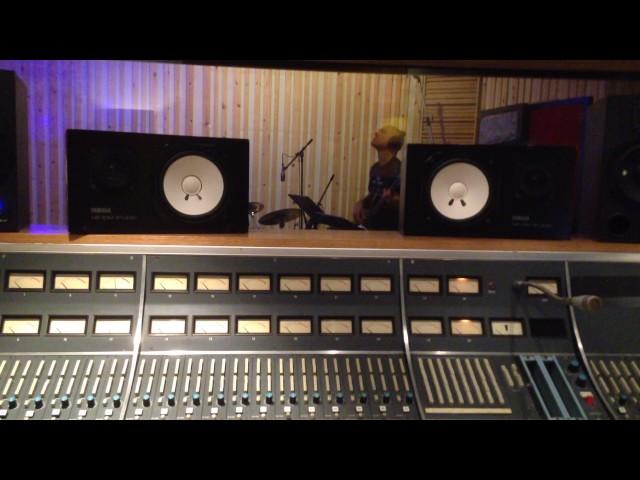 Richard Robinson punching in Dave's bass lines