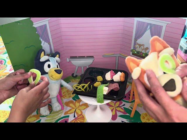 Bluey and Bingo Food Tasting Show!  Japanase Food Restaurant