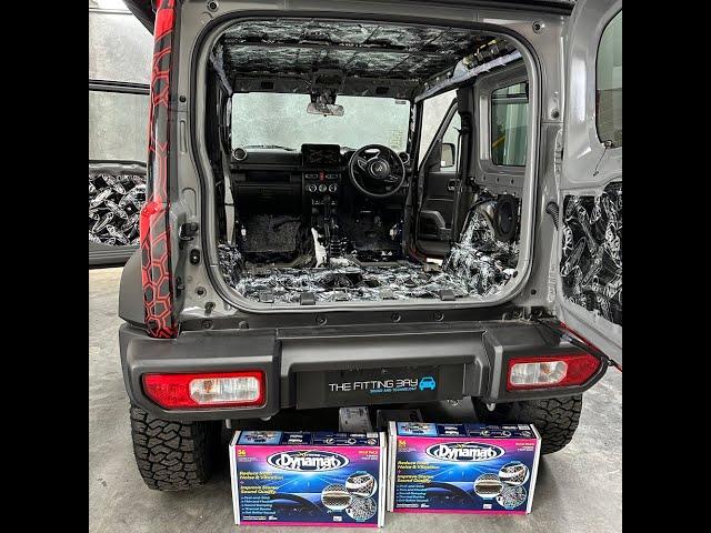 Sound Deadening a Suzuki Jimny with Dynamat Extreme (Timelapse)