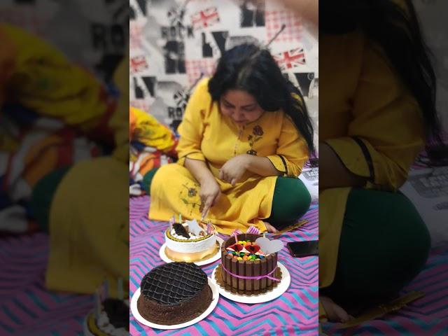 Happy birthday Neetu mam