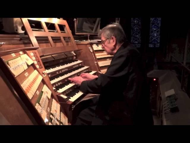 Dad plays the Trondheim Organ