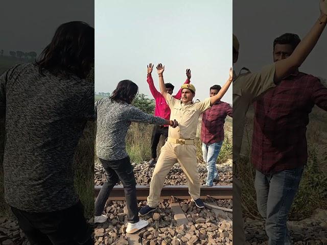 Manjhariya Star Manish Babu Vlog New shooting time paniya pull new viral video