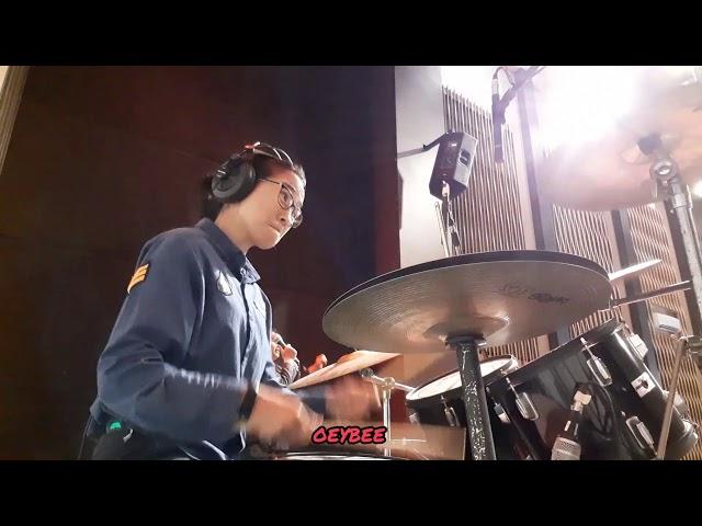 Besarlah Tuhan dan layak Dipuji(drum cover drum cam by oeybee)