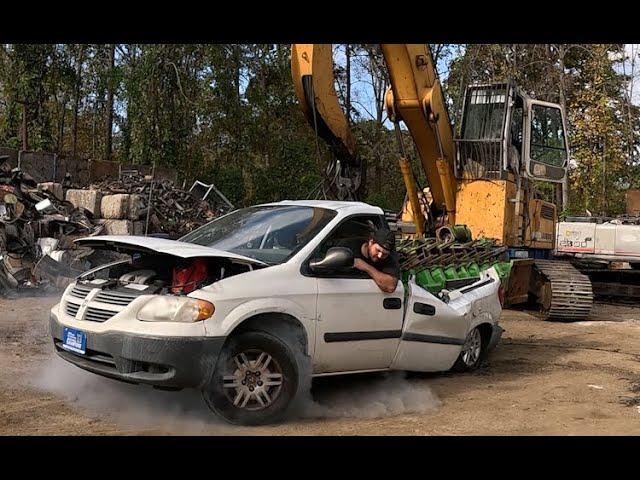 I Swapped a 20 Cylinder 2000HP Engine into a Mini Van! Then the Engine Blew Up!