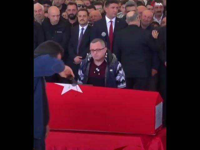 Şehide saygının en güzel hali 