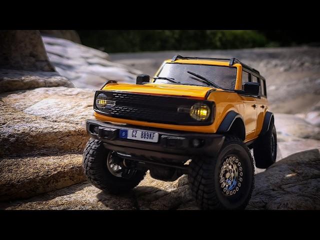 rc cars / Explore the Bronco Riverside rock crawling course! / 브롱코 강변 락크라울링 코스 탐험! / EAZY RC