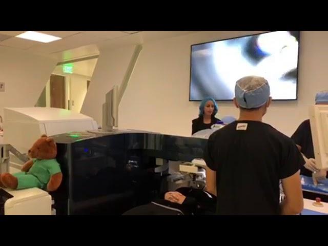 LIVE LASIK Surgery at NVISION® Eye Centers with Dr. Tom Tooma