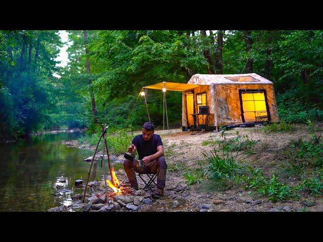 Camping in My Portable Tiny House - Fishing with a Primitive Trap