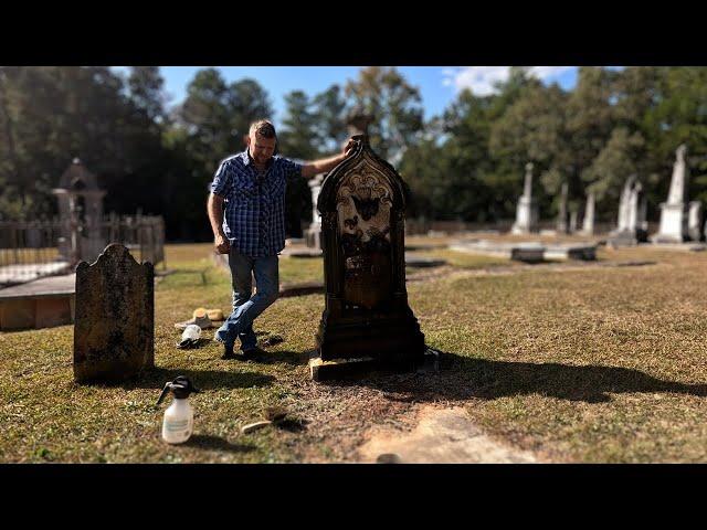 TRAGIC GRAVE! Young Mother Buried With Her Infant In Her Arms