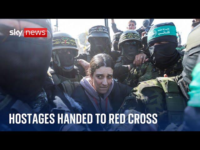Chaos as Israeli hostages released in Gaza