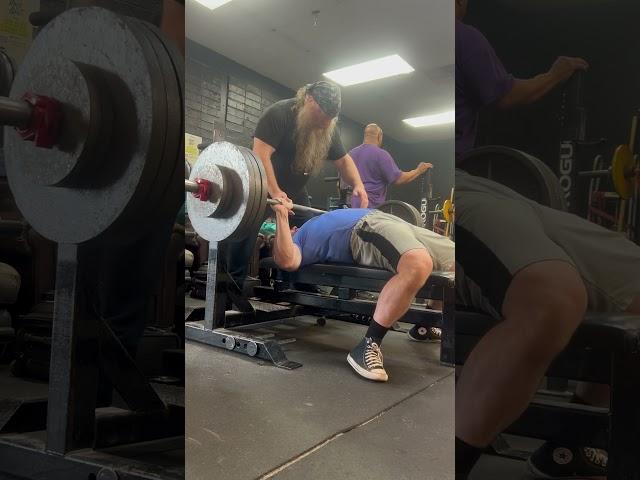 355lbs Pause Bench FAILLL #powerlifting #benchpress #fail #gymfails