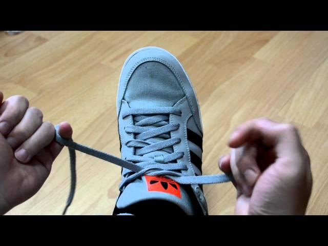 Life hack: Tie a shoelace in 2 seconds