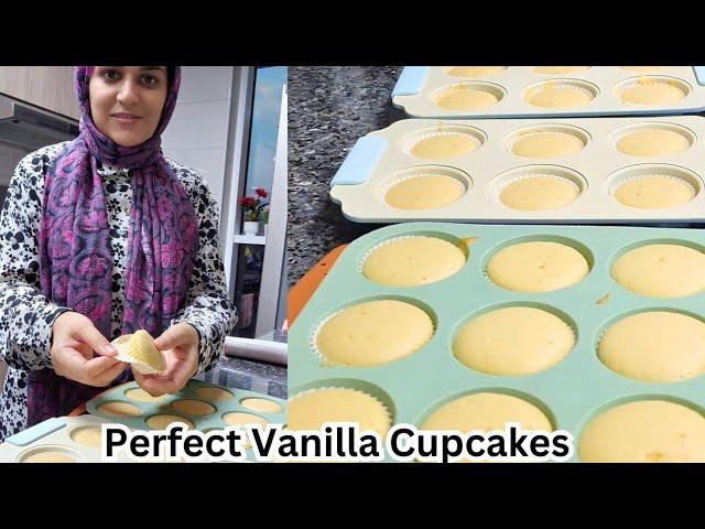 Super moist and fluffly Vanilla CupcakesMera Baking Business isi recipe ki waja se hit tha