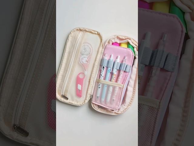 this pencil case can help your school thingz be organized! 