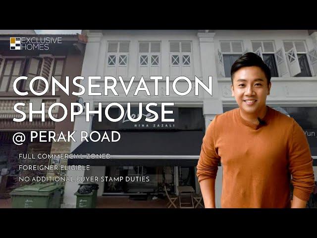 A look into Singapore's Conservation Shophouse in little India - Perak road.