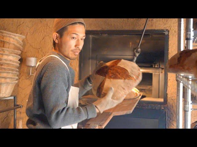 [Japanese Bread] The moving story of a man who became a baker for his beloved family. 薪窯パン