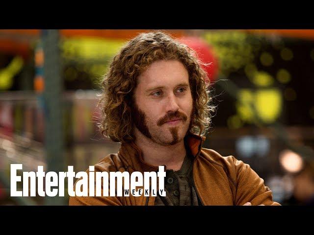T.J. Miller Explains Why He Exited Silicon Valley | News Flash | Entertainment Weekly
