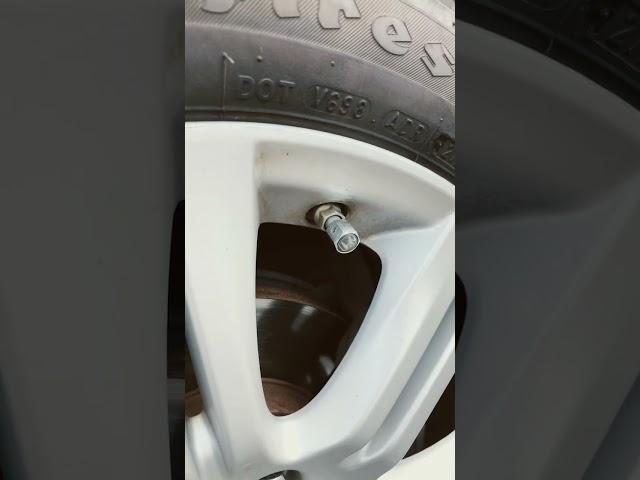 TPMS light explained! #tpms #honda #cars #mechanic