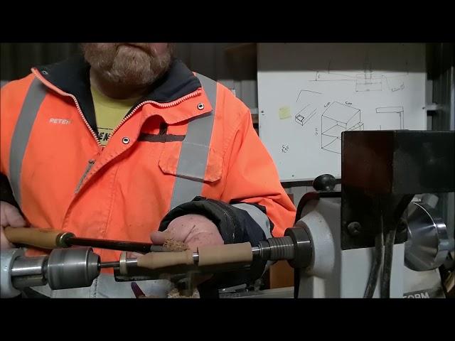 Turning a pen from NZ native timber