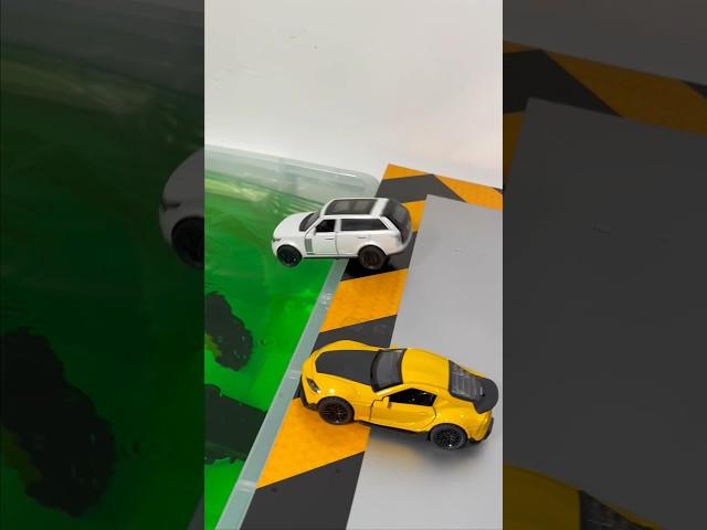 Cars Fall In The Water Welly Cars Model