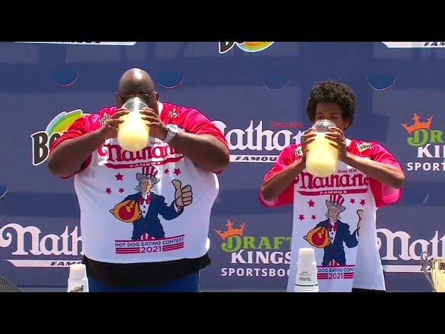 Badlands Booker Vs Itstkenny | First Chug Off At Nathan's Hot Dog Eating Contest 2021