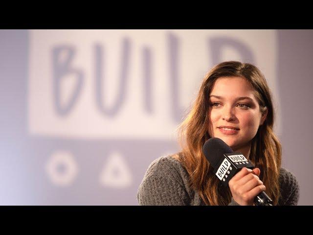 Sophie Cookson Talks Fooling Around With Naomi Watts in "Gypsy"