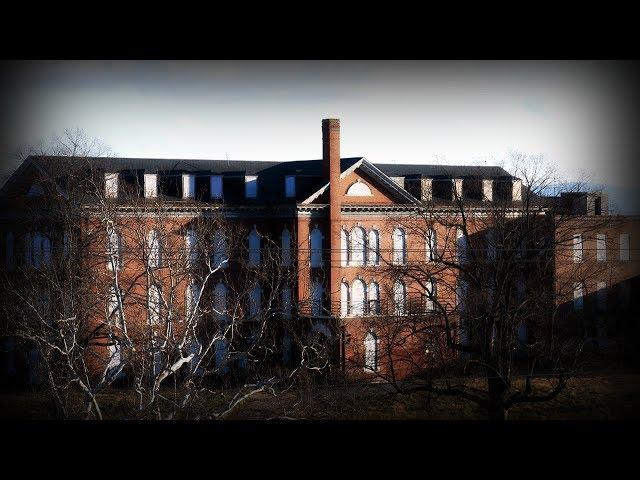Exploring The Haunted Dejarnette Sanitarium | Urban Exploration