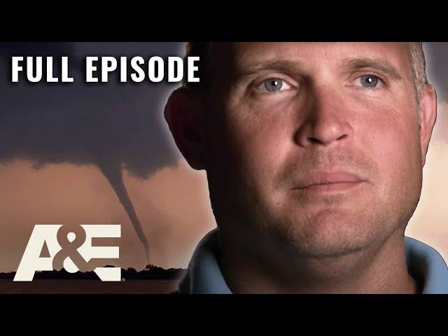 I Survived...: Tornado Lifts House with Family INSIDE (S9, E17) | Full Episode