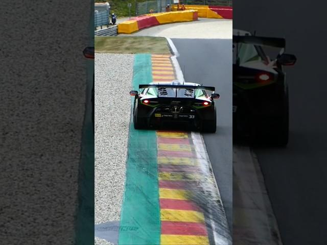 Lambo taking all the curb #music #lamborghini #racing #motorsport