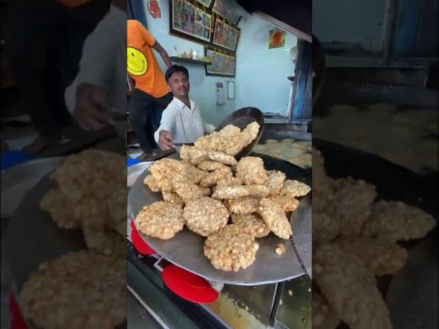 Express Sabudana Vada At Sayantara,Nashik #shorts #streetfood