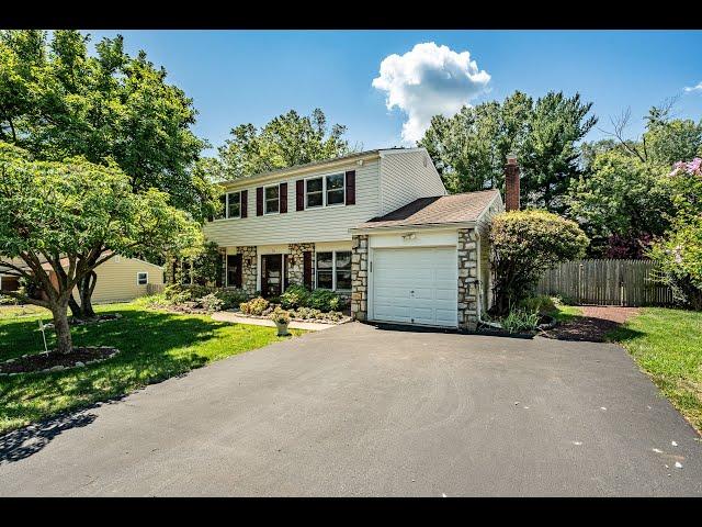 76 Meadowfield Dr l Gorgeous Property For Sale In Southampton, PA 18966 l Sam Gambles Iron Valley RE