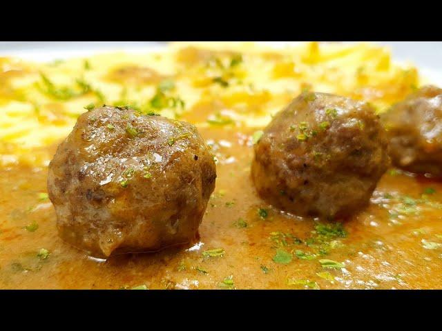 The best Meatballs I've ever tasted. Super easy recipe.