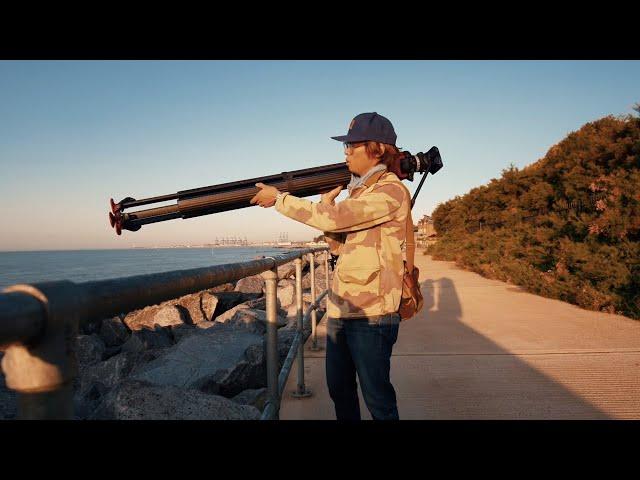 Having a look at the new Sachtler/Vinten Flowtech 75 tripod system.