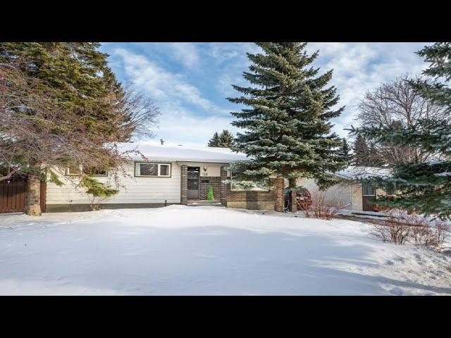 142 Georgian Way, Sherwood Park, AB Presented by Marissa MacIntyre.