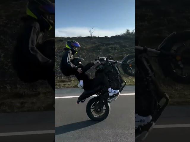 #yamaha#honda #automobile #motorcycle #smartphone #biker #bikers#caredit #bikergirl #bikelife #bmw
