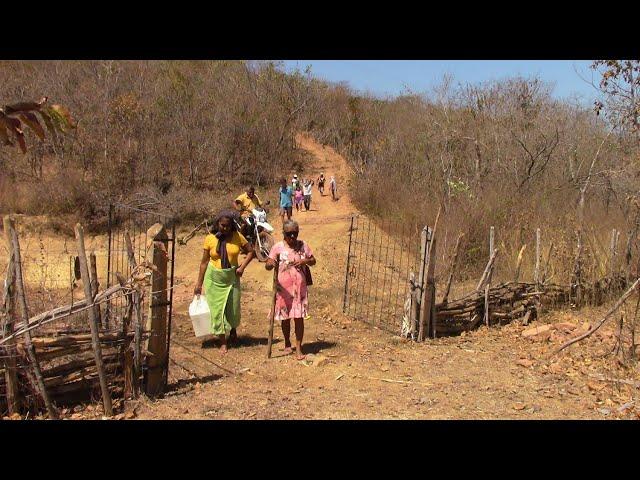 LUIZ XAVIÉ REUNE AMIGOS  E FAMILIARES NA MONTANHA DA PEDRA GRANDE  VIDEO I