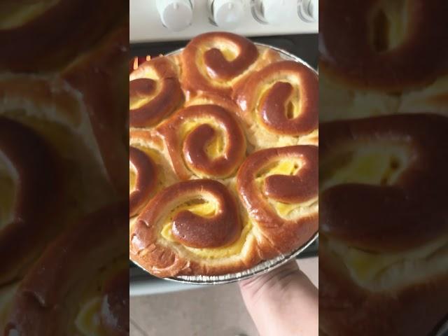 Vanilla Brioche Deliciously soft swirls with vanilla custard #viral #asmr #ytshorts #viralvideo