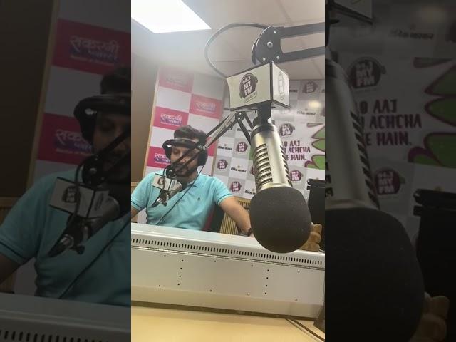 RJ MOHIT 94.3 MY FM WITH CA MANAN AILANI . LIVE SESSION ALL ABOUT HAPPINESS FOUNDATION