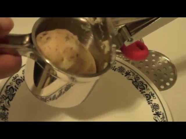 Bellemain Stainless Steel Potato Ricer Review #Ricer12