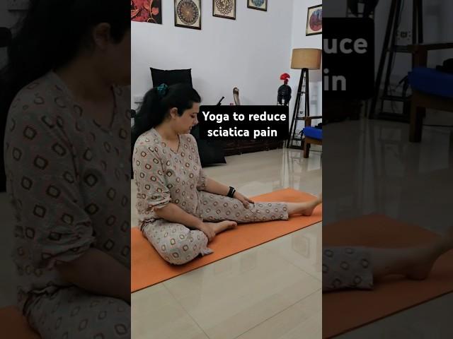 yoga to reduce sciatica pain / reduce leg pai. #yoga #yogapose #sciaticapain  #legpain